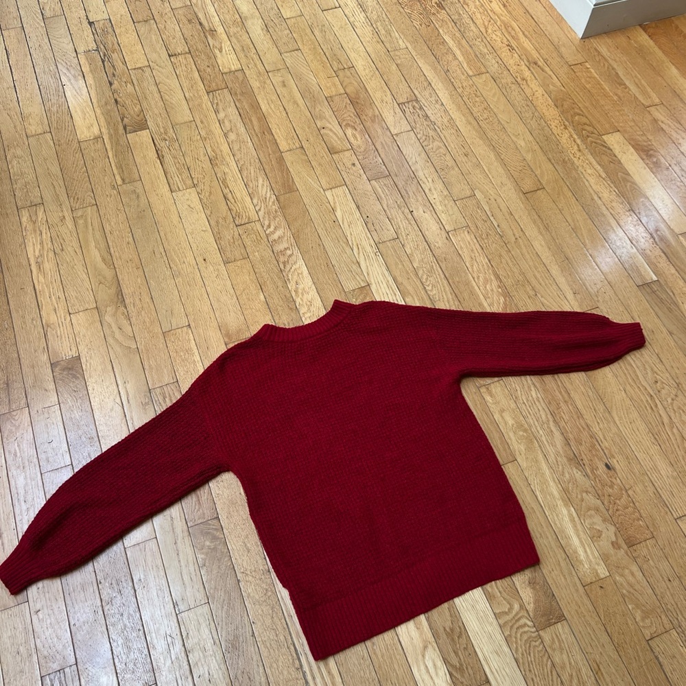 American Eagle Red Knit Sweater Size Small - Picture 6 of 6